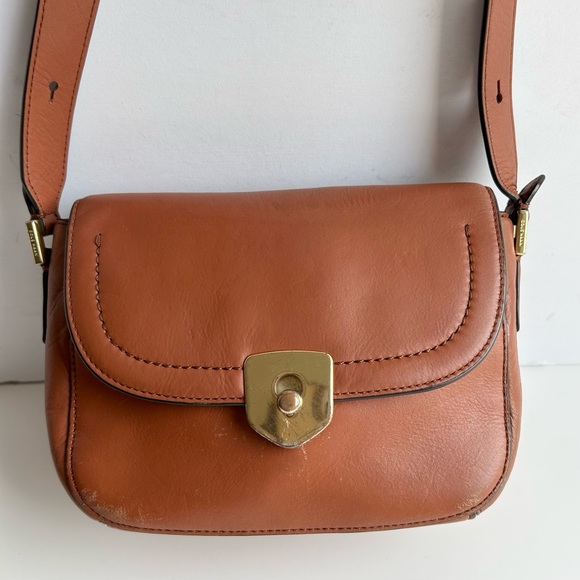 Cole Haan Handbags - Vintage Cole Haan  leather crossbody/shoulder  in Cognac